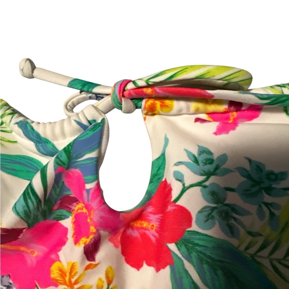 Salt & Cove Floral Print Women's Top - Picture 6 of 6